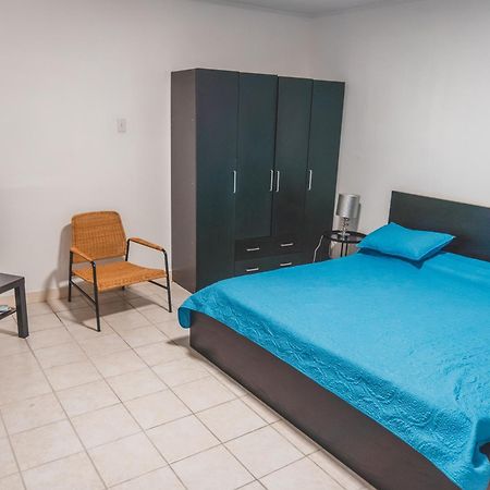 Klip Lagoon Apartsments オラニエスタッド エクステリア 写真